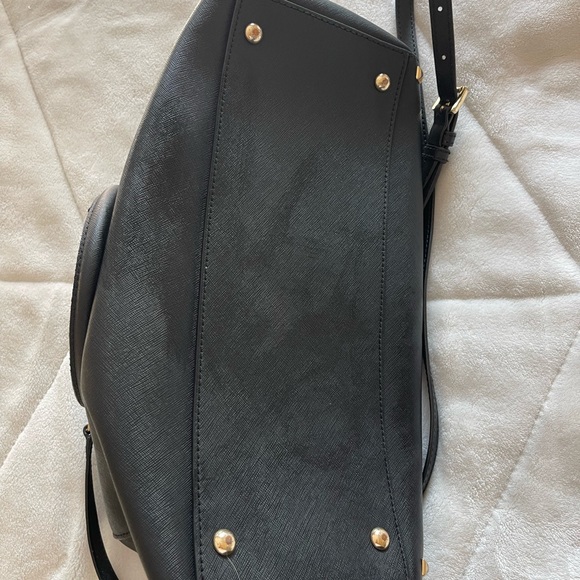 Michale Kors Purse - Picture 7 of 8